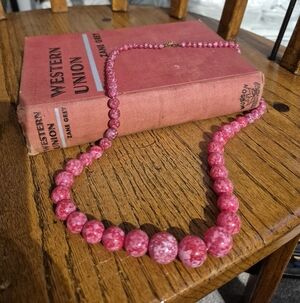 Vintage Beaded Necklace